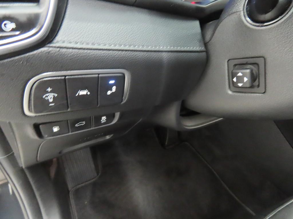 HYUNDAI Grandeur - Vista 10