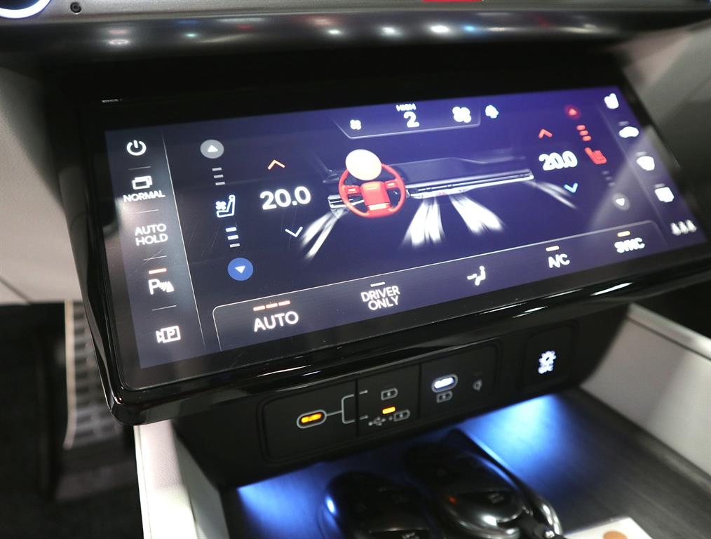 HYUNDAI Grandeur - Vista 12