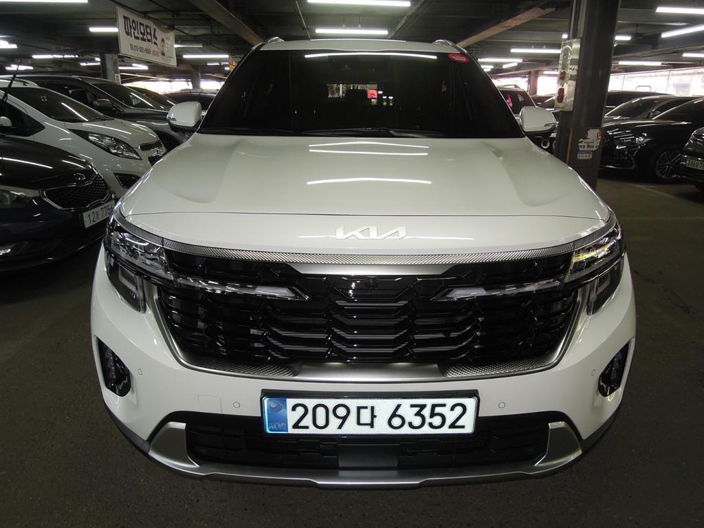 KIA Seltos - Vista 3