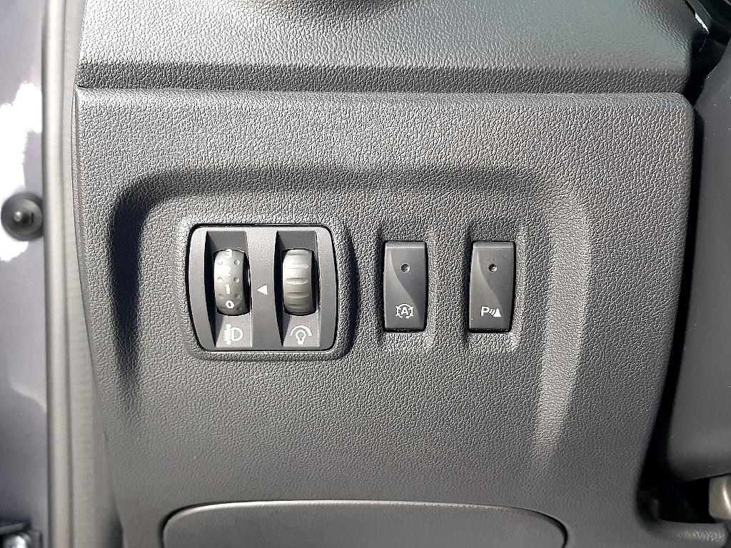 SAMSUNG QM3 - Vista 11