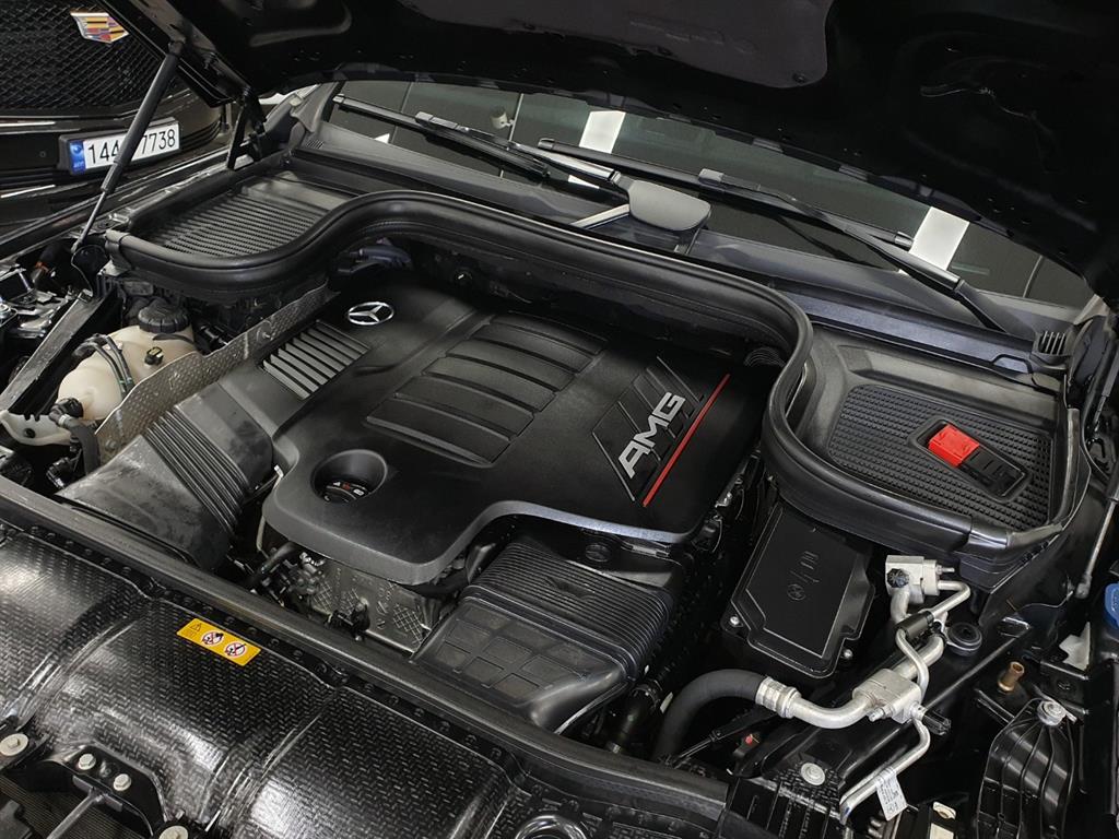 Mercedes Benz GLE Class - Vista 6