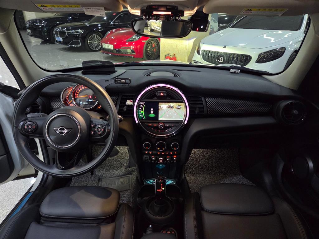 Mini Cooper - Vista 8