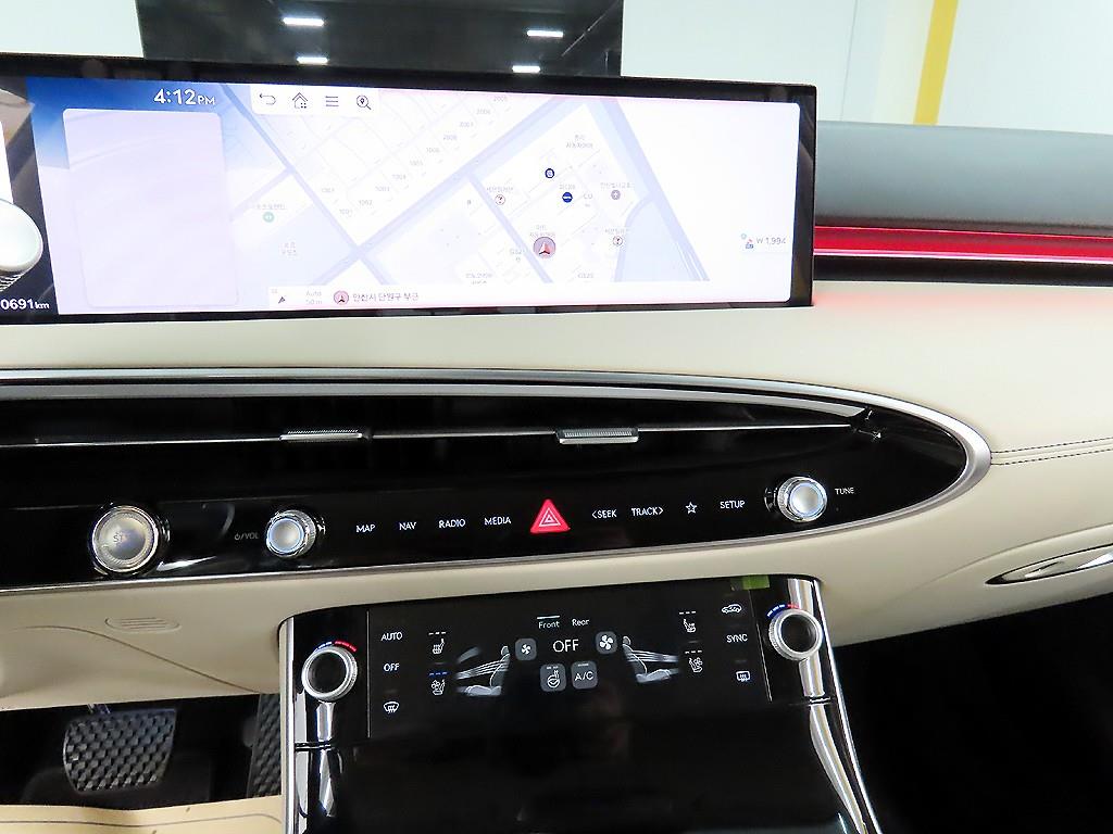 Genesis GV70 2025 Blanco - Importación desde Corea - HF Imports Iquique - Foto 13