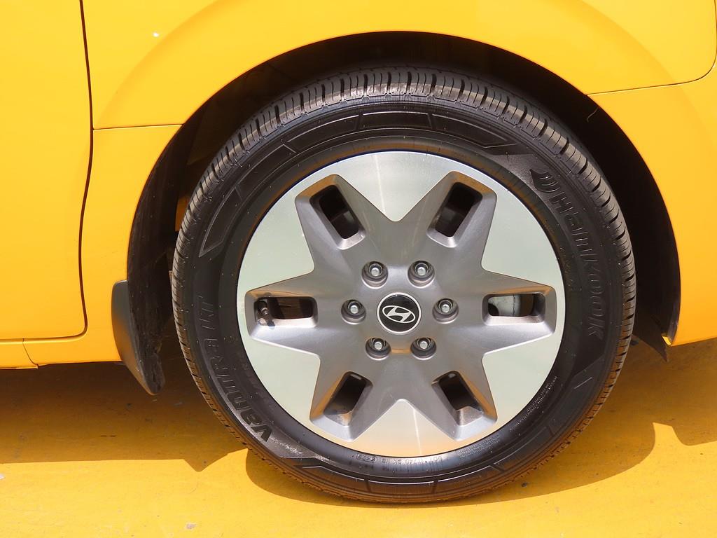 HYUNDAI Staria 2025 Amarillo - Importación desde Corea - HF Imports Iquique - Foto 20