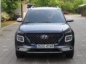 HYUNDAI Venue - Vista 2