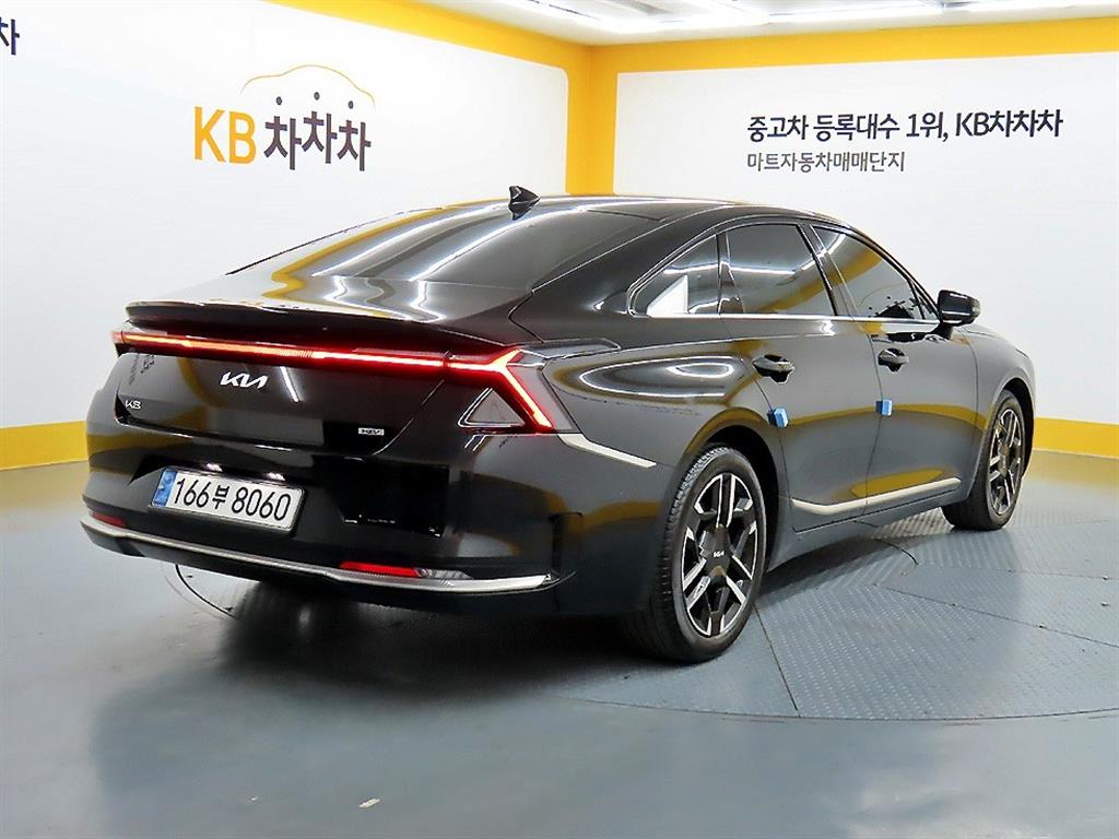 KIA K8 - Vista 4