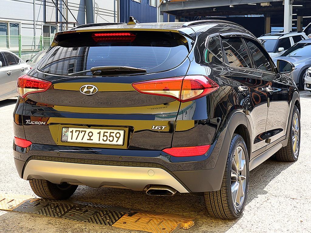HYUNDAI Tucson - Vista 7
