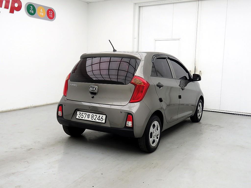 KIA Morning - Vista 4