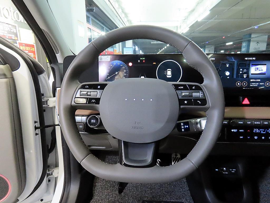 HYUNDAI Ioniq 5 - Vista 8