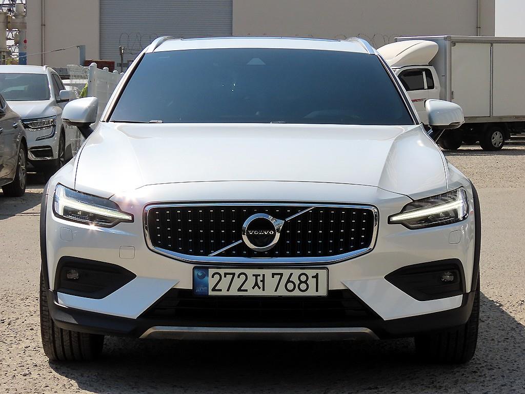 Volvo V60 2021 Blanco - Importación desde Corea - HF Imports Iquique - Foto 1