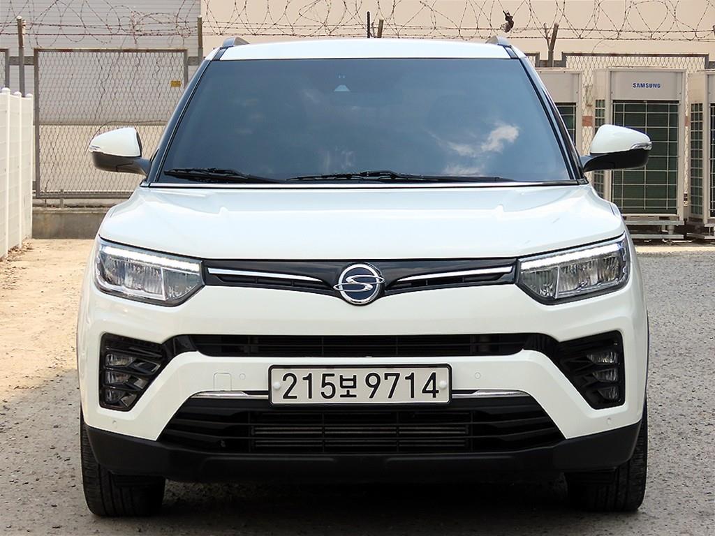 Ssangyong Tivoli 2022 Blanco - Importación desde Corea - HF Imports Iquique - Foto 1