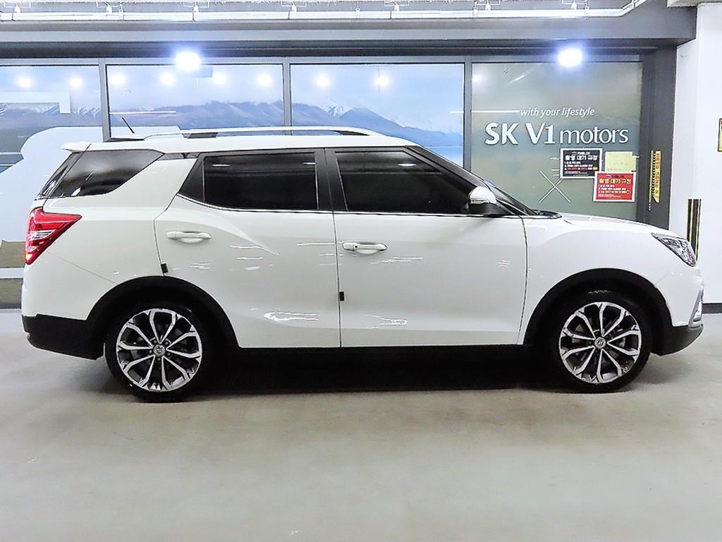 Ssangyong Tivoli - Vista 3