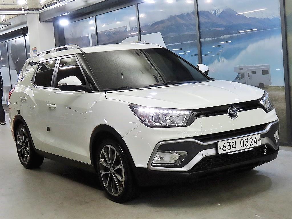 Ssangyong Tivoli 2017 Blanco - Importación desde Corea - HF Imports Iquique - Foto 1