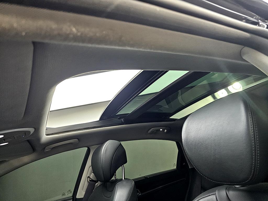 Genesis G80 - Vista 12