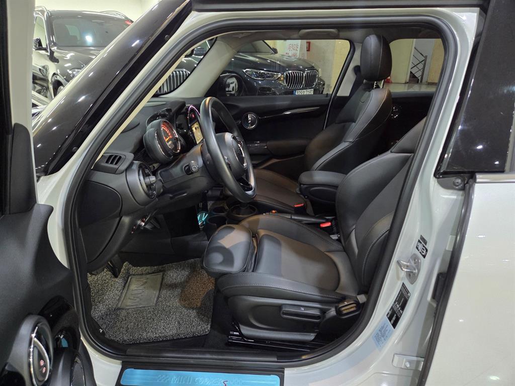 Mini Cooper - Vista 6