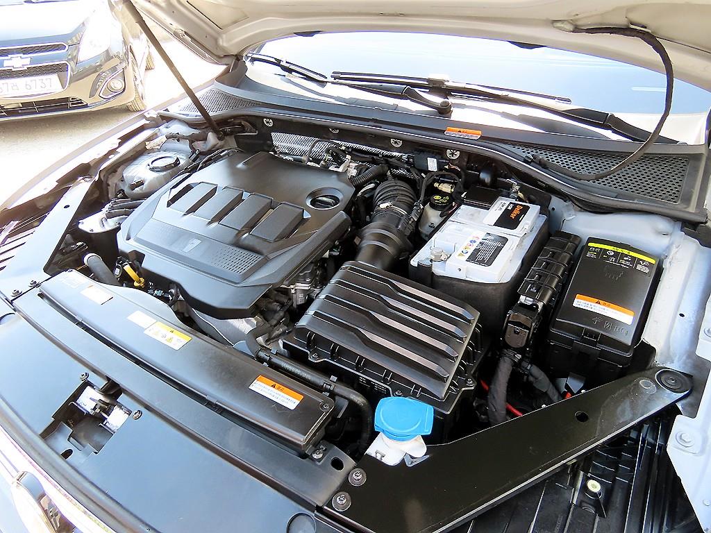 Volkswagen Passat 2022 Gris - Importación desde Corea - HF Imports Iquique - Foto 19
