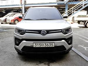 Ssangyong Tivoli - Vista 2