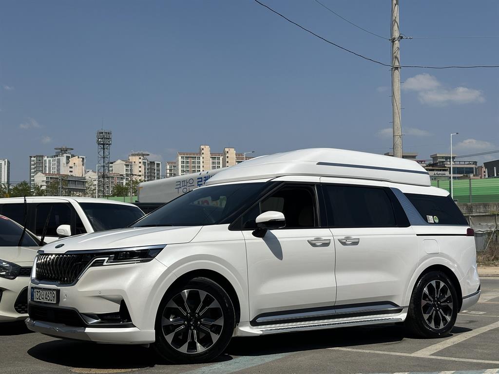 KIA Carnival 2021 Blanco - Importación desde Corea - HF Imports Iquique - Foto 1