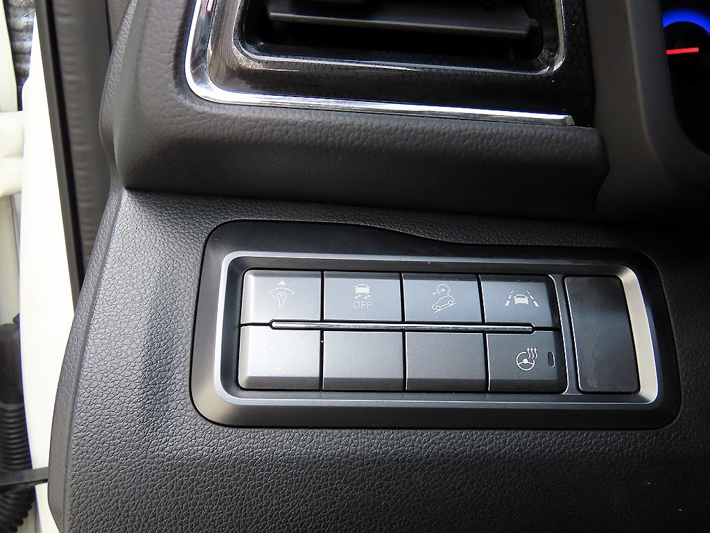 Ssangyong Tivoli - Vista 12