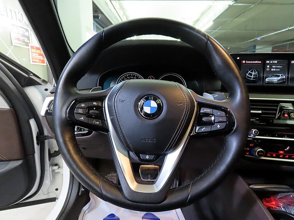 BMW 5 Series - Vista 8