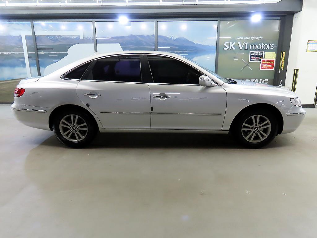 HYUNDAI Grandeur - Vista 3