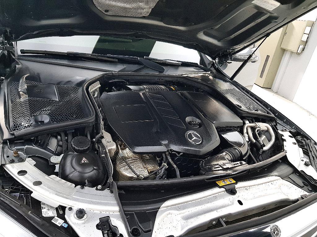 Mercedes Benz C Class - Vista 6