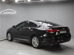 HYUNDAI Aslan - Vista 6