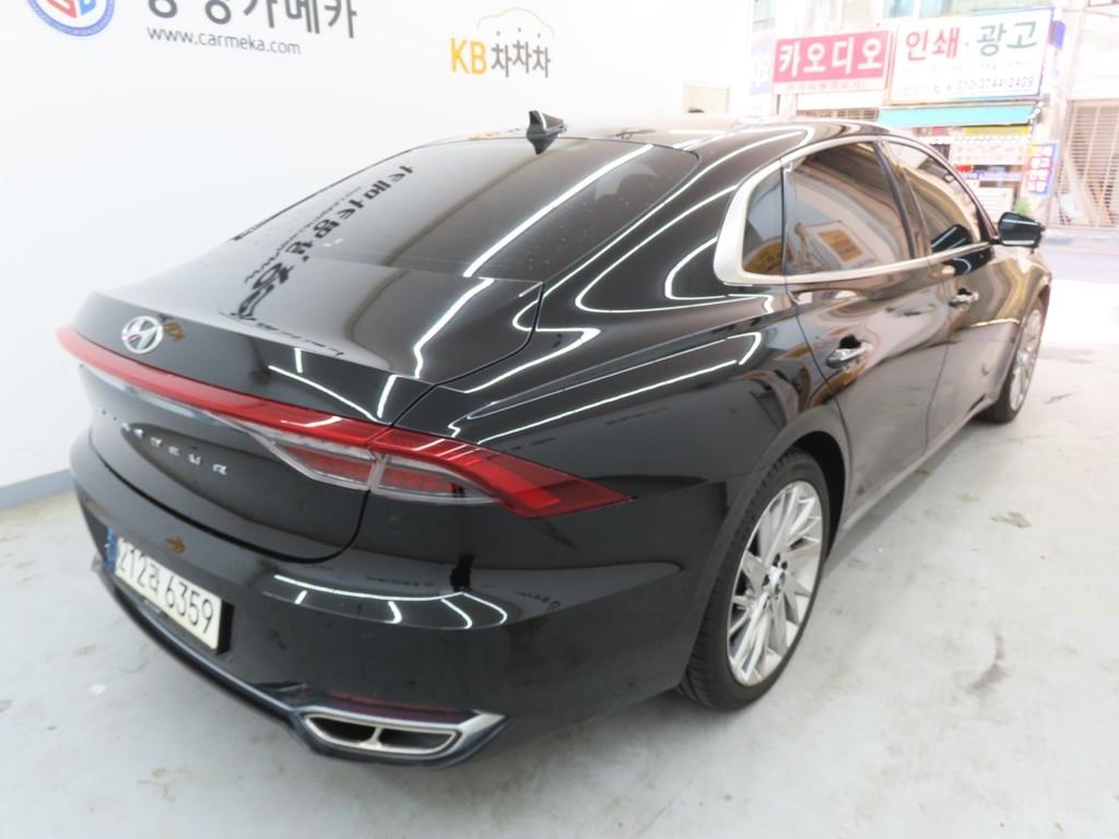 HYUNDAI Grandeur - Vista 3