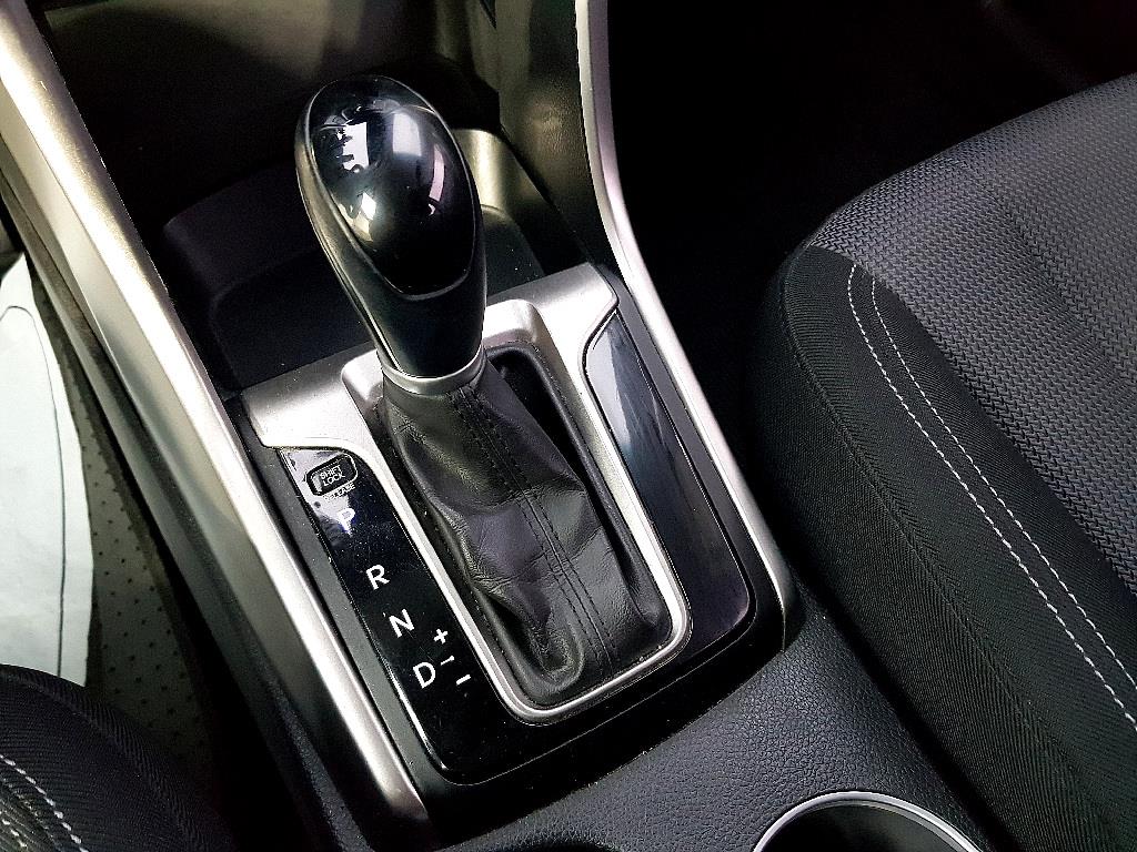 HYUNDAI i30 2013 Blanco - Importación desde Corea - HF Imports Iquique - Foto 14