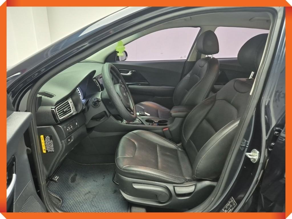 KIA Niro - Vista 9