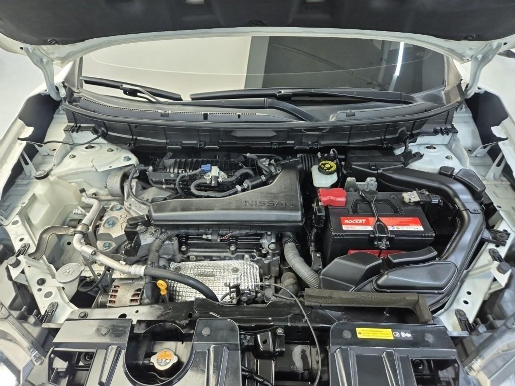 Nissan Extrail - Vista 5