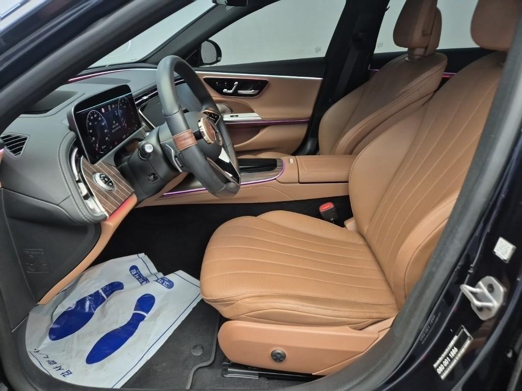 Mercedes Benz E class - Vista 11