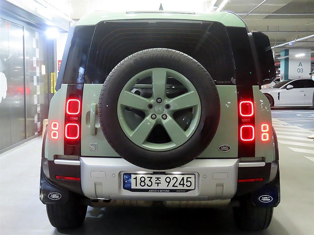 Land Rover Defender - Vista 5