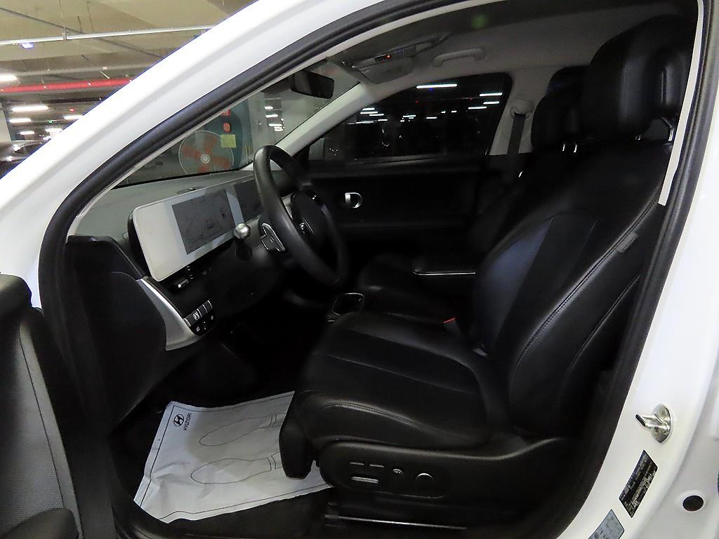 HYUNDAI Ioniq 5 - Vista 6