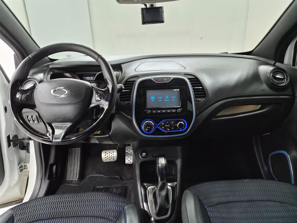 SAMSUNG QM3 - Vista 8