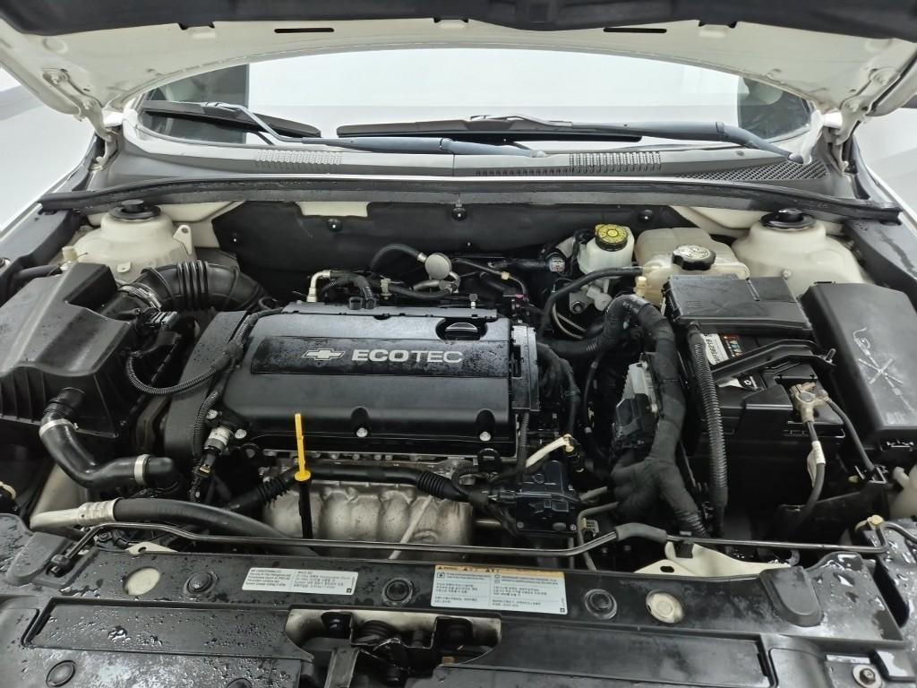 Chevrolet Cruise - Vista 5