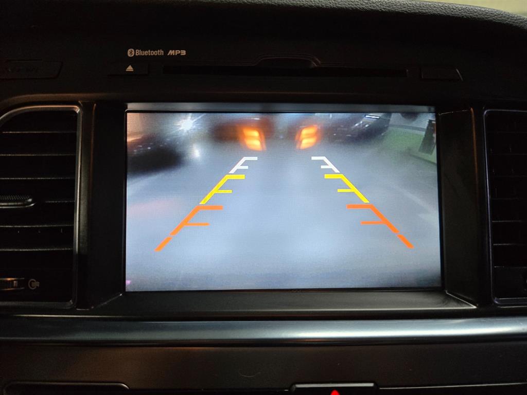 HYUNDAI Sonata - Vista 12