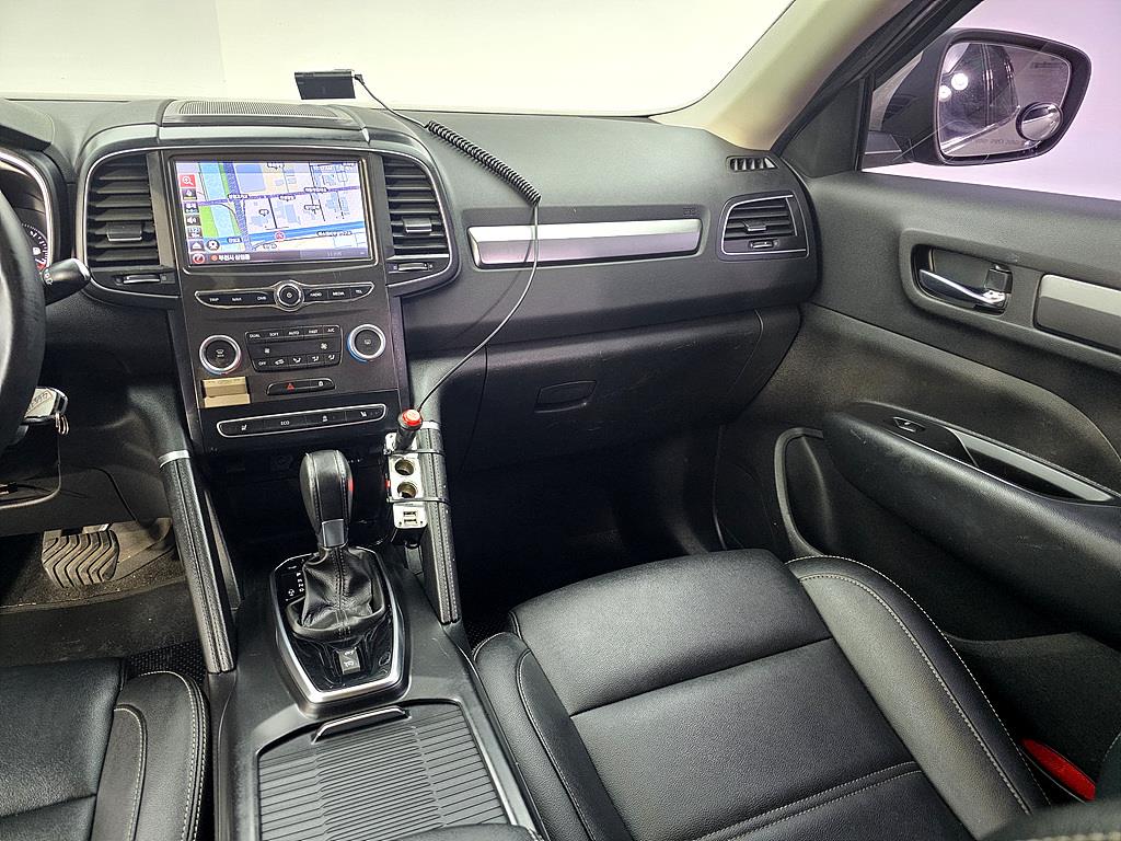 SAMSUNG QM6 - Vista 10