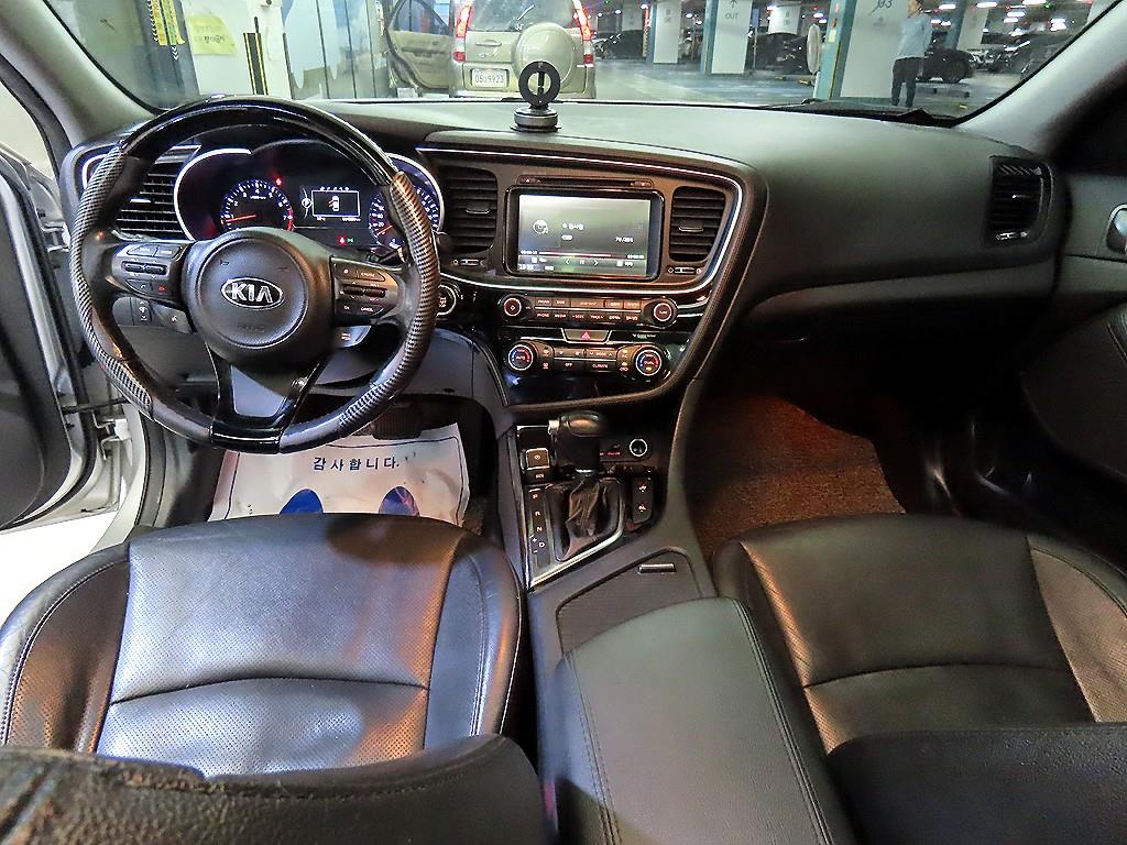KIA K5 - Vista 10