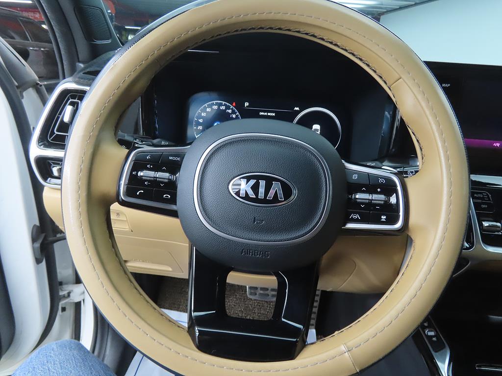 KIA Sorento - Vista 8