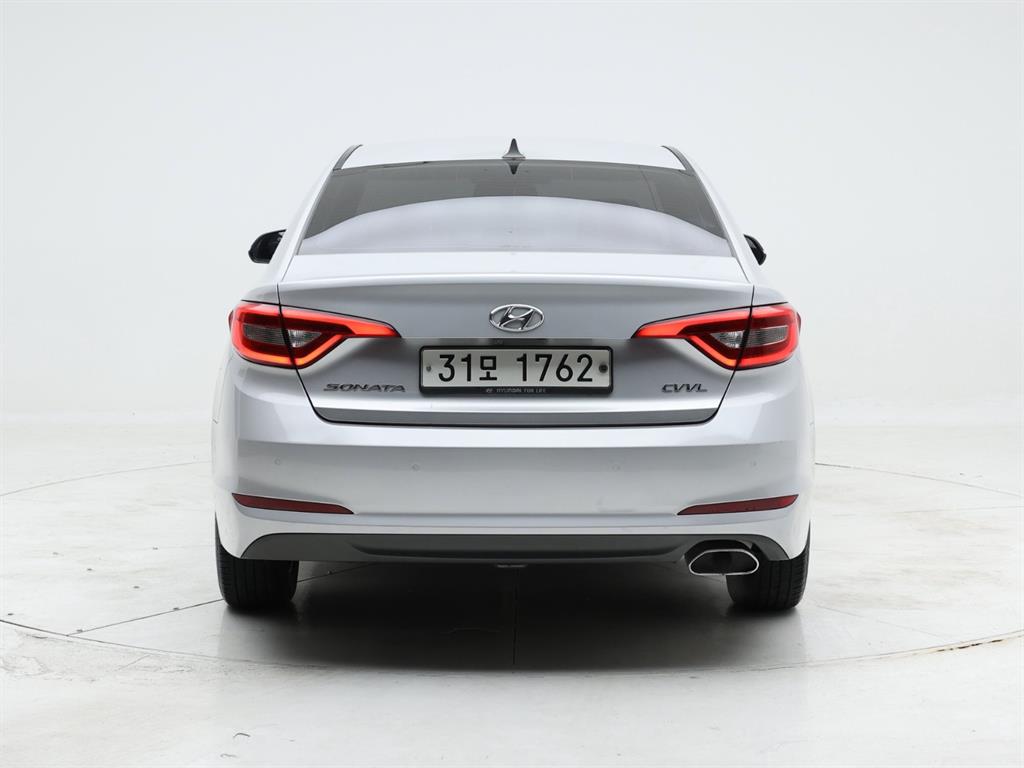 HYUNDAI Sonata - Vista 9