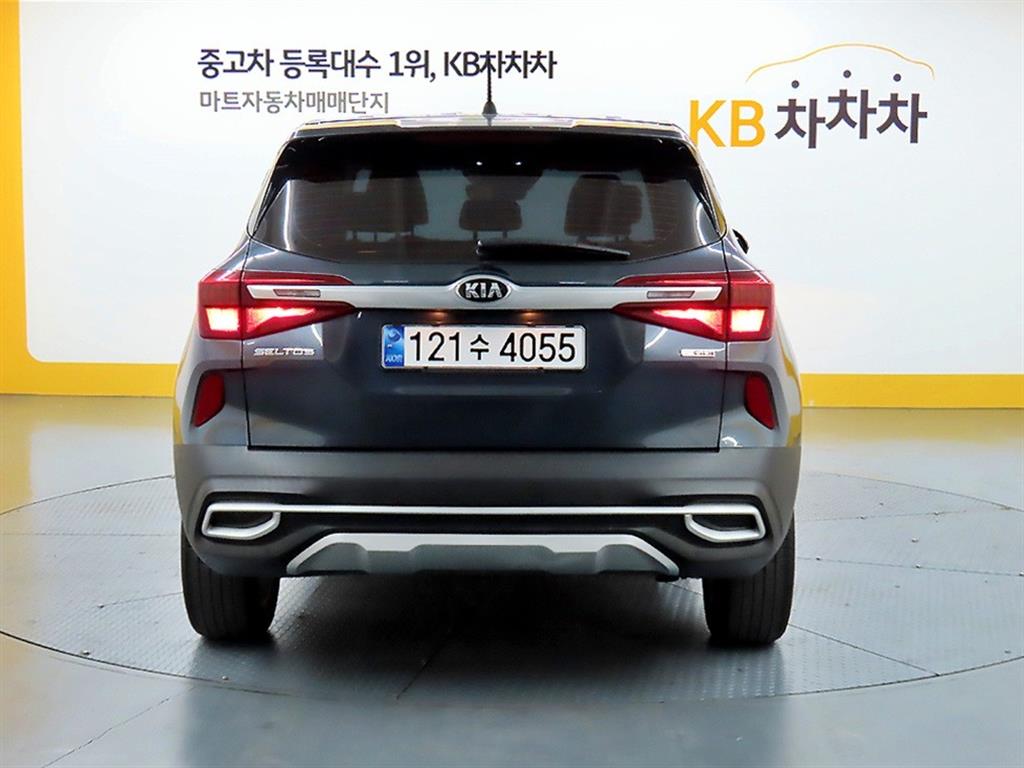 KIA Seltos - Vista 3
