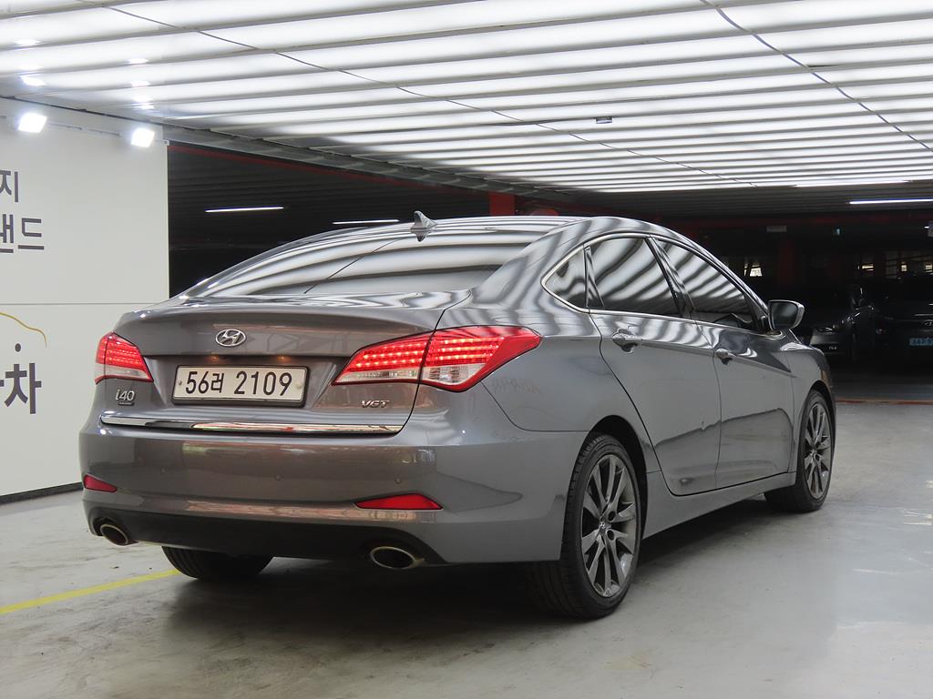 HYUNDAI i40 - Vista 4