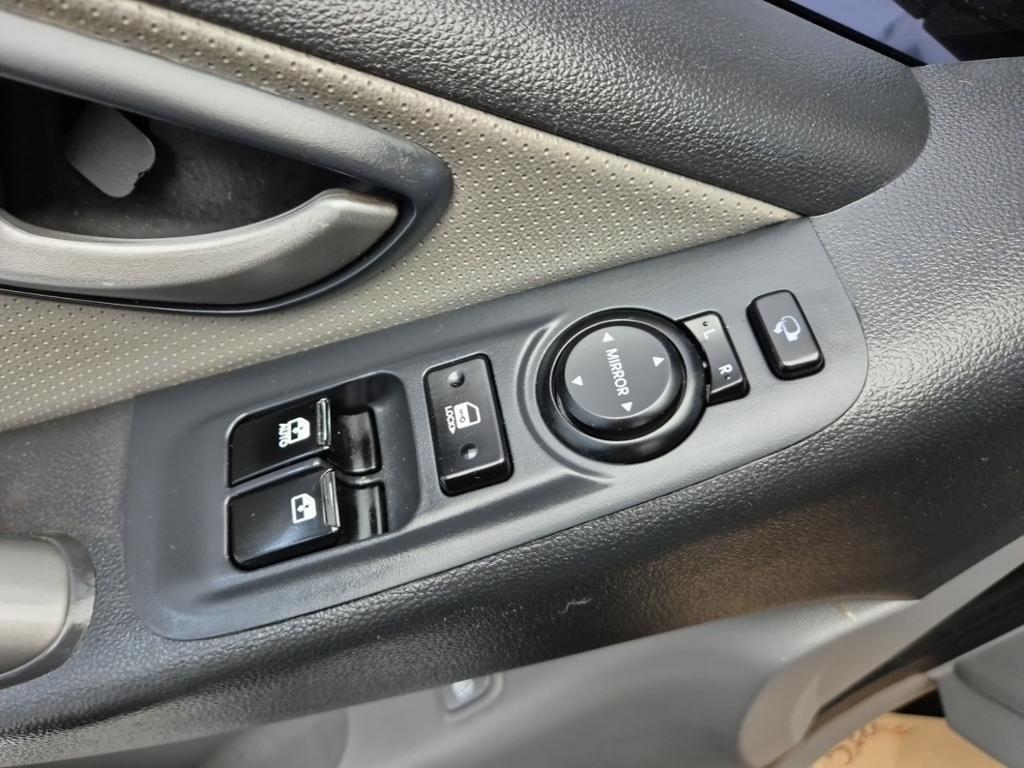 HYUNDAI Starex 2019 Plateado - Importación desde Corea - HF Imports Iquique - Foto 14