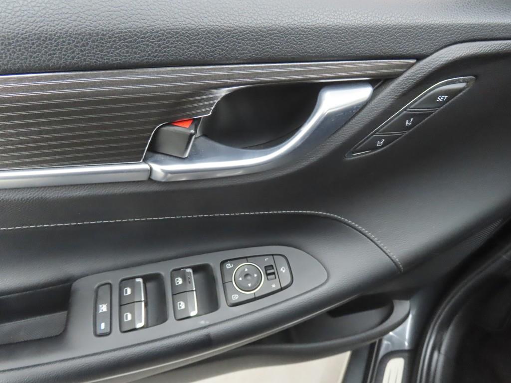 HYUNDAI Grandeur - Vista 9