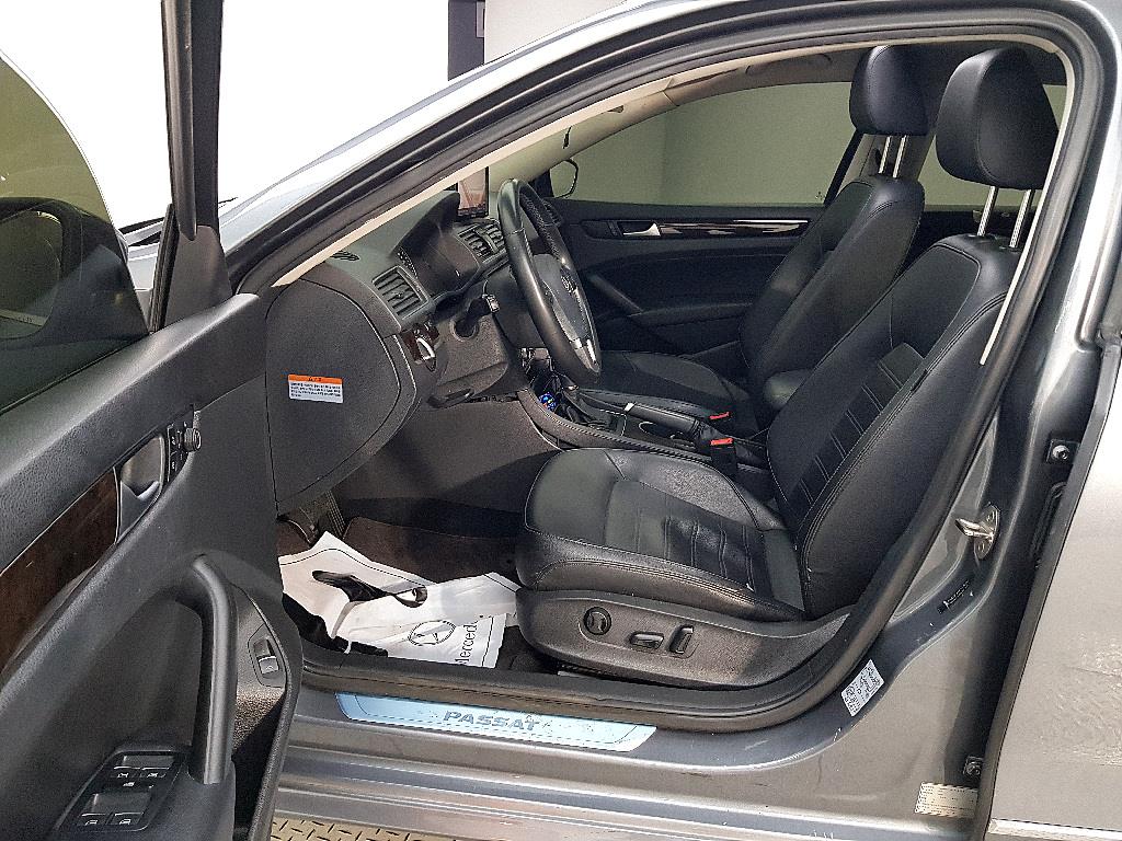 Volkswagen Passat - Vista 8