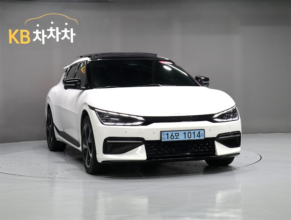 KIA EV6 - Vista 2