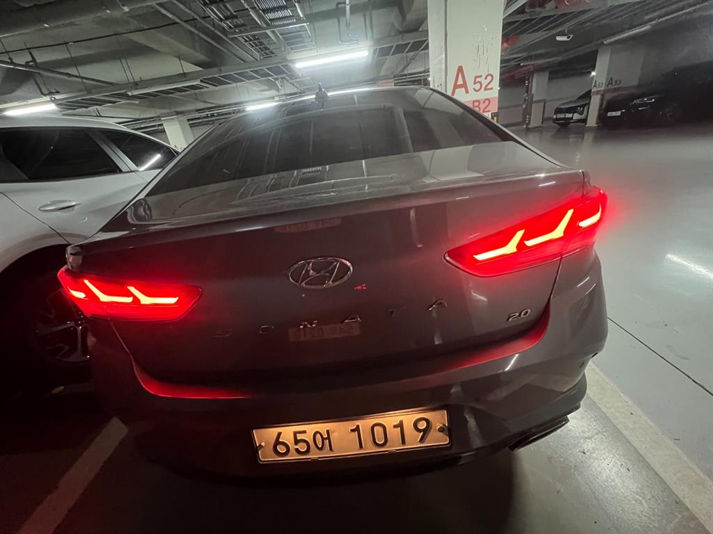 HYUNDAI Sonata - Vista 2