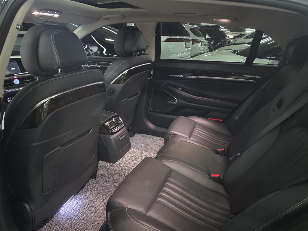 Genesis G90 2019 Negro - Importación desde Corea - HF Imports Iquique - Foto 17