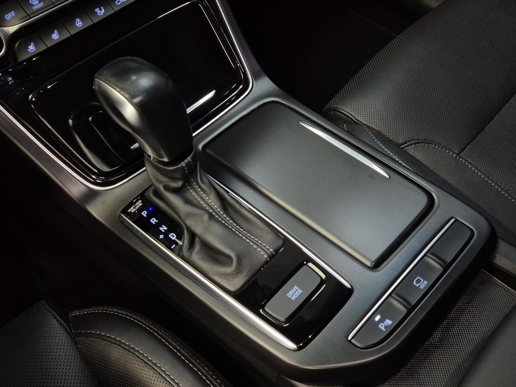 HYUNDAI Grandeur - Vista 8